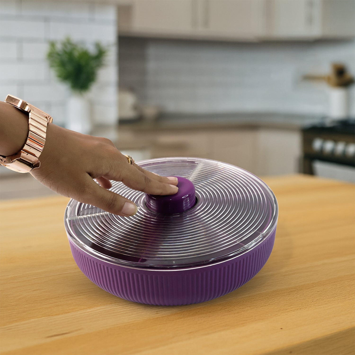 Supermom Multipurpose Round Rotating Dry Fruit & Snack Storage Container (1 Pc) Supermom Multipurpose Round Rotating Dry Fruit & Snack Storage Container (1 Pc)